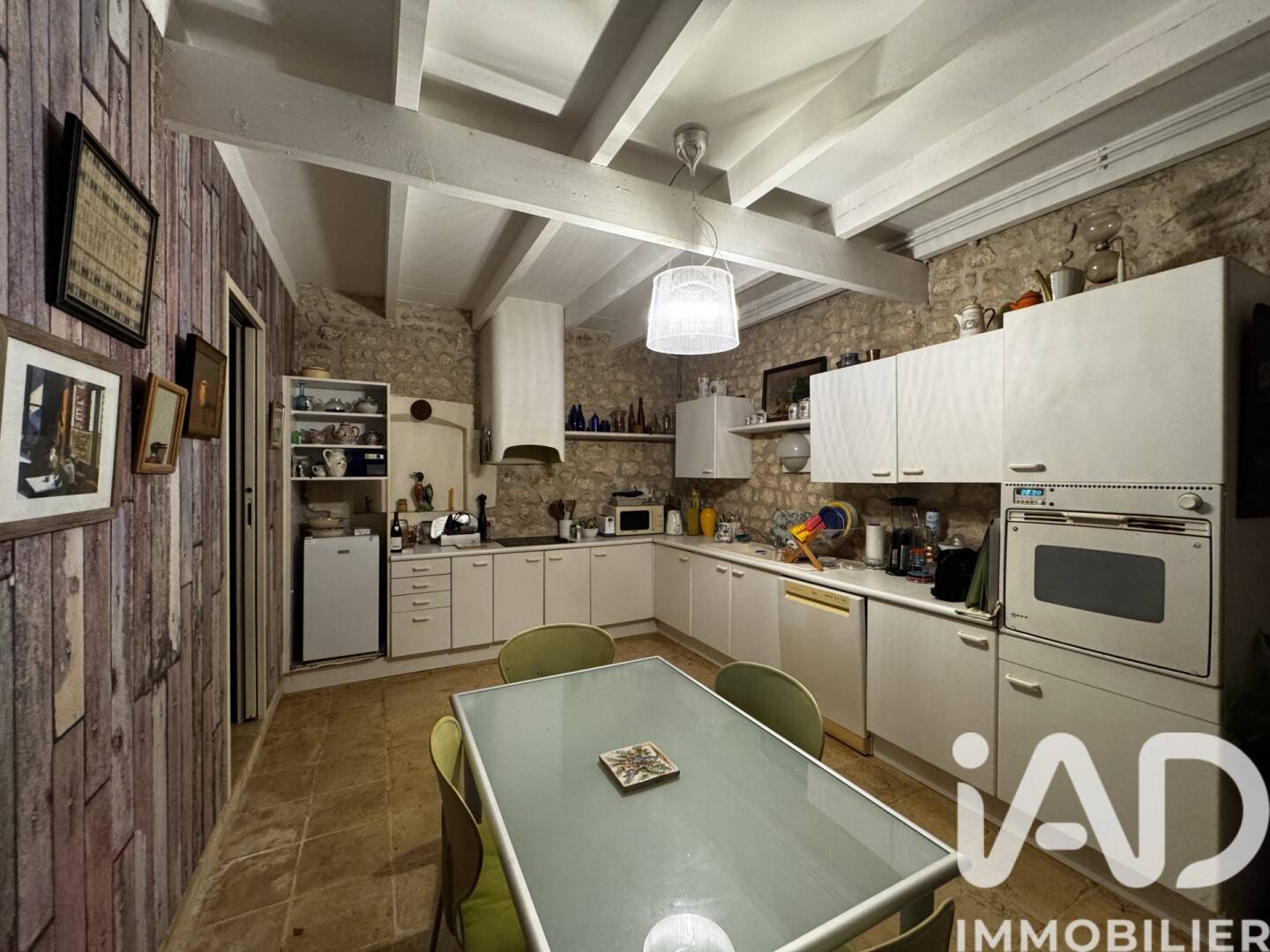 Maison à vendre, 205m², SAINT BONNET SUR GIRONDE