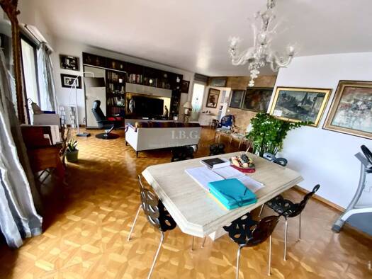 Appartement à vendre 420 000 € 4 pièces 2 chambres 95,39 m² Étage 6/8 Castellane Marseille 6ème arrondissement 13006