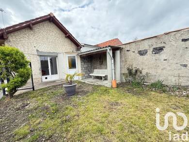 Maison de plain-pied à louer 1 250 € 3 pièces 2 chambres 60 m² 60 m² de terrain Bas Cenon-cours Verdun-Testaud Cenon 33150