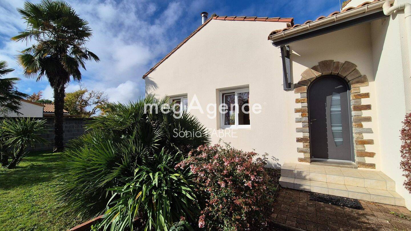 Maison à vendre, 136m², SAINT MARS DE COUTAIS