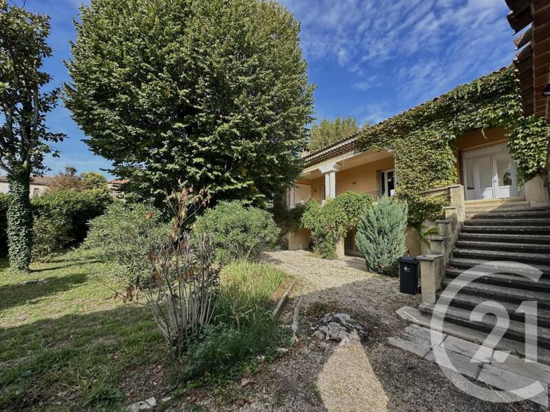 Maison à louer, 168m², BAGNOLS SUR CEZE