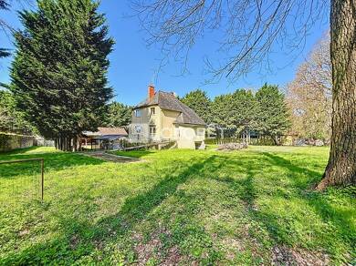 Maison à vendre 314 250 € 7 pièces 3 chambres 170 m² 8 005 m² de terrain Gennes Val de Loire 49350