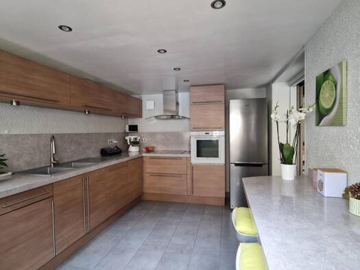 Maison de ville à vendre 339 000 € 4 pièces 3 chambres 125 m² 135 m² de terrain Goussonville 78930