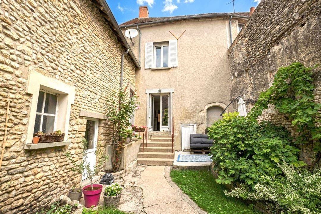 Maison à vendre, 110m², ESTOUCHES