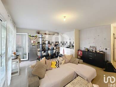 Appartement à vendre 160 000 € 3 pièces 2 chambres 59 m² RDC/1 Saint Louis Marseille 13015