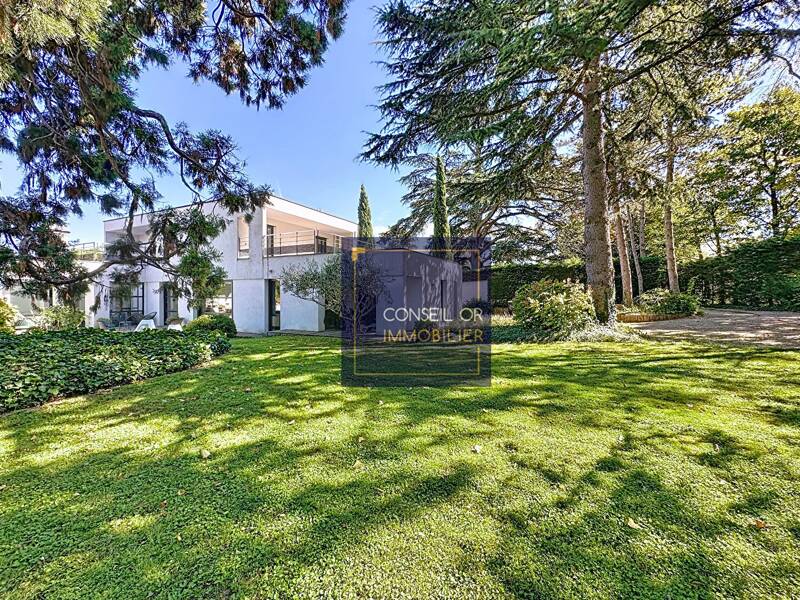 Maison à vendre, 234m², IRIGNY