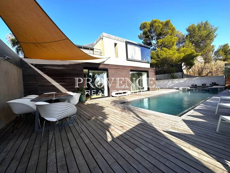 Maison à louer, 162m², MARSEILLE 7E