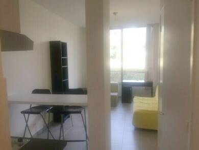 Appartement à louer 515 € 1 pièce 23 m² RDC disponible à partir du 02/07/2025 Meylan 38240