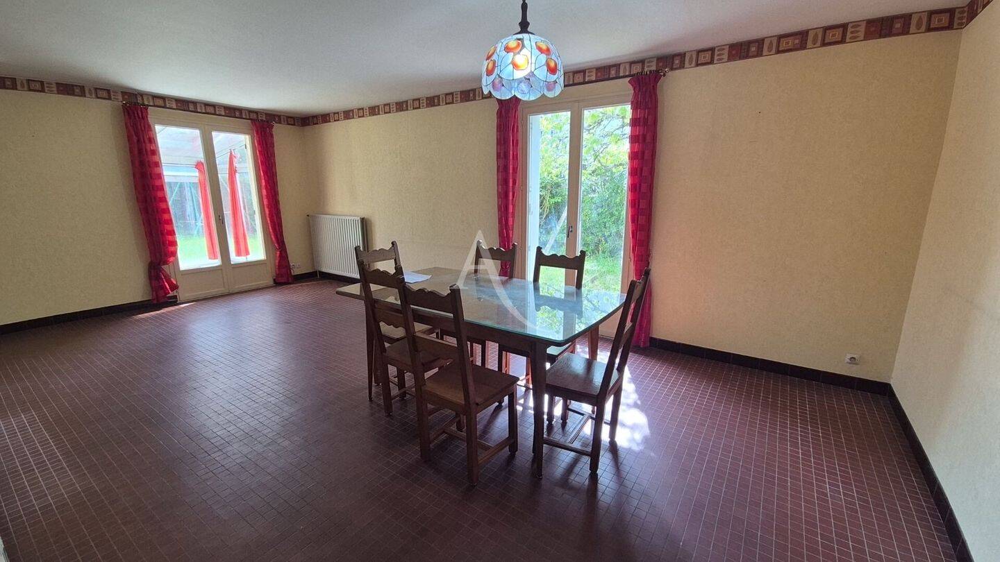 Maison à vendre, 126m², MONT PRES CHAMBORD