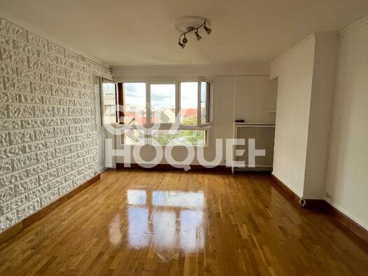 Appartement à louer 1 050 € 3 pièces 2 chambres 57 m² Étage 2/2 Sud-Bords de Marne-Gambetta-Aulnoy Chelles 77500