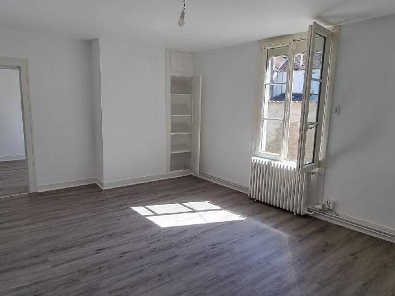 Maison à louer, 48m², VILLENEUVE SUR YONNE