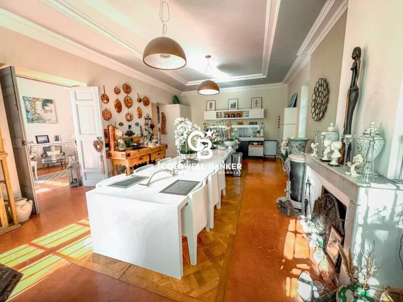 Maison à vendre, 253m², LA CRAU