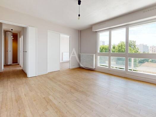 Appartement à vendre 284 000 € 3 pièces 2 chambres 63,22 m² Étage 5/10 Centre Ville Est Ivry-sur-Seine 94200