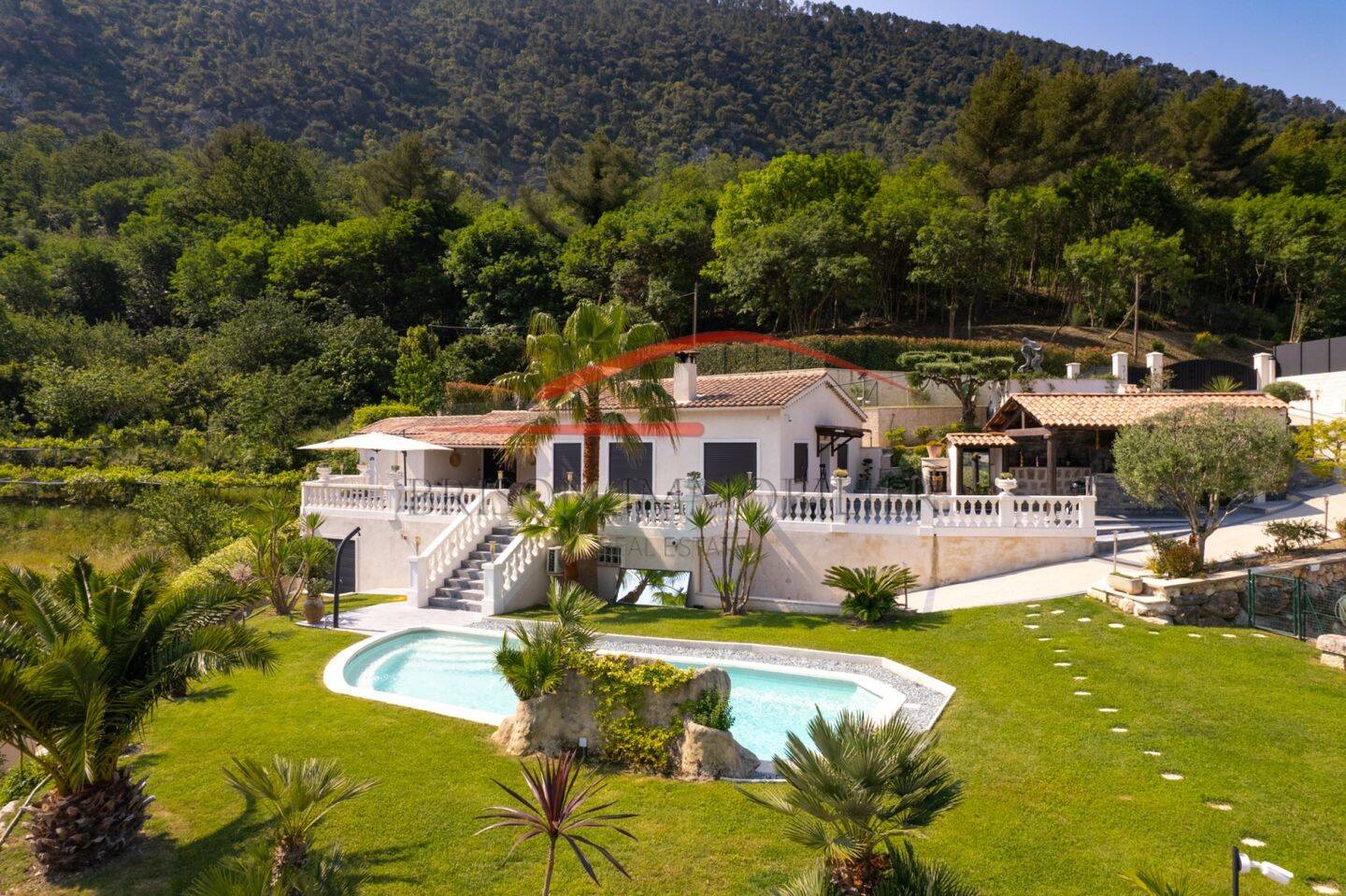 Maison à vendre, 175m², LA TURBIE