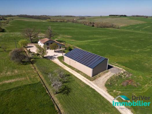 Maison à vendre 323 000 € 5 pièces 3 chambres 206 m² 3 600 m² de terrain Sainte-Marie 32200