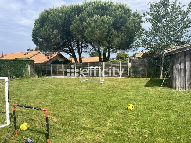 Maison de plain-pied à vendre 349 000 € 6 pièces 4 chambres 126 m² 981 m² de terrain Sainte-Hélène 33480