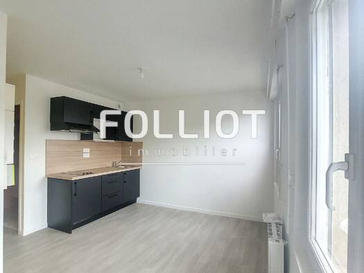 Appartement à louer 533 € 2 pièces 1 chambre 29 m² Étage 1/2 Hlm Avranches 50300