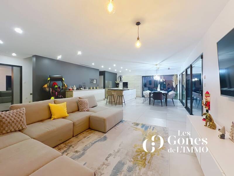 Maison à vendre, 180m², VAUGNERAY