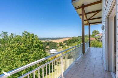 Maison à vendre 301 800 € 4 pièces 3 chambres 115 m² 2 991 m² de terrain Casteljaloux 47700