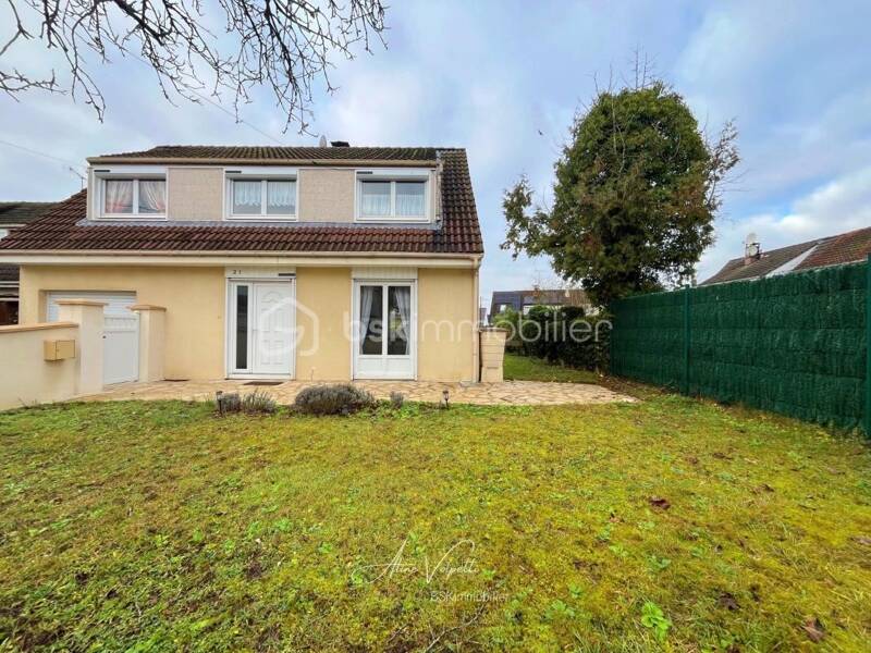 Maison à vendre, 104m², SAINT GERMAIN SUR MORIN