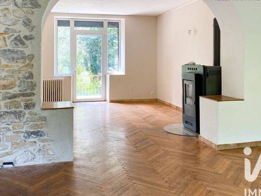 Maison à vendre 169 600 € 9 pièces 4 chambres 228 m² 934 m² de terrain Segala Sud Villefranche-de-Rouergue 12200