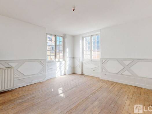 Immeuble à vendre 39 700 € 91,11 m² Centre Historique Moulins 03000