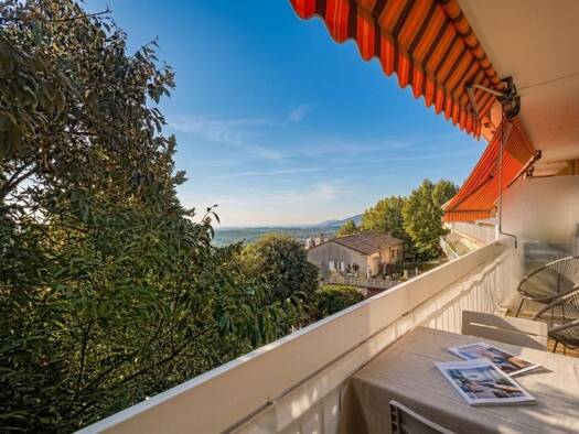 Appartement à vendre 155 000 € 2 pièces 1 chambre 50,09 m² Étage 3/3 Saint Jacques Nord Grasse 06130