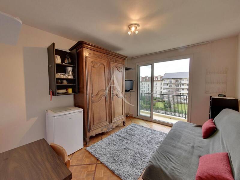 Maison à louer, 16m², SAINT MAUR DES FOSSES