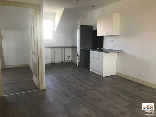 Appartement à louer 600 € 3 pièces 2 chambres 49 m² Étage 2/2 Saint Martin Périgueux 24000