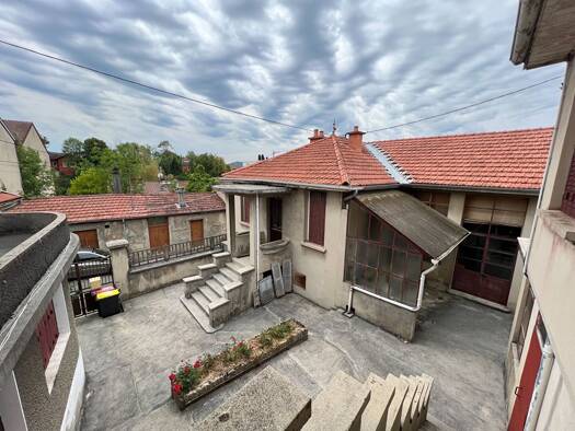 Maison à vendre 200 000 € 5 pièces 2 chambres 130 m² 495 m² de terrain Bouvent Oyonnax 01100