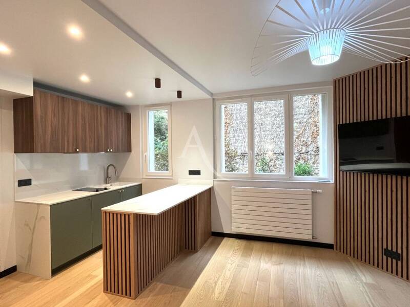 Maison à louer, 21m², PARIS 16E