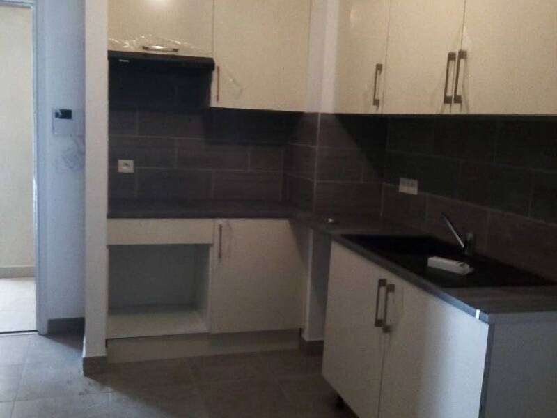 Maison à louer, 44m², VALBONNE