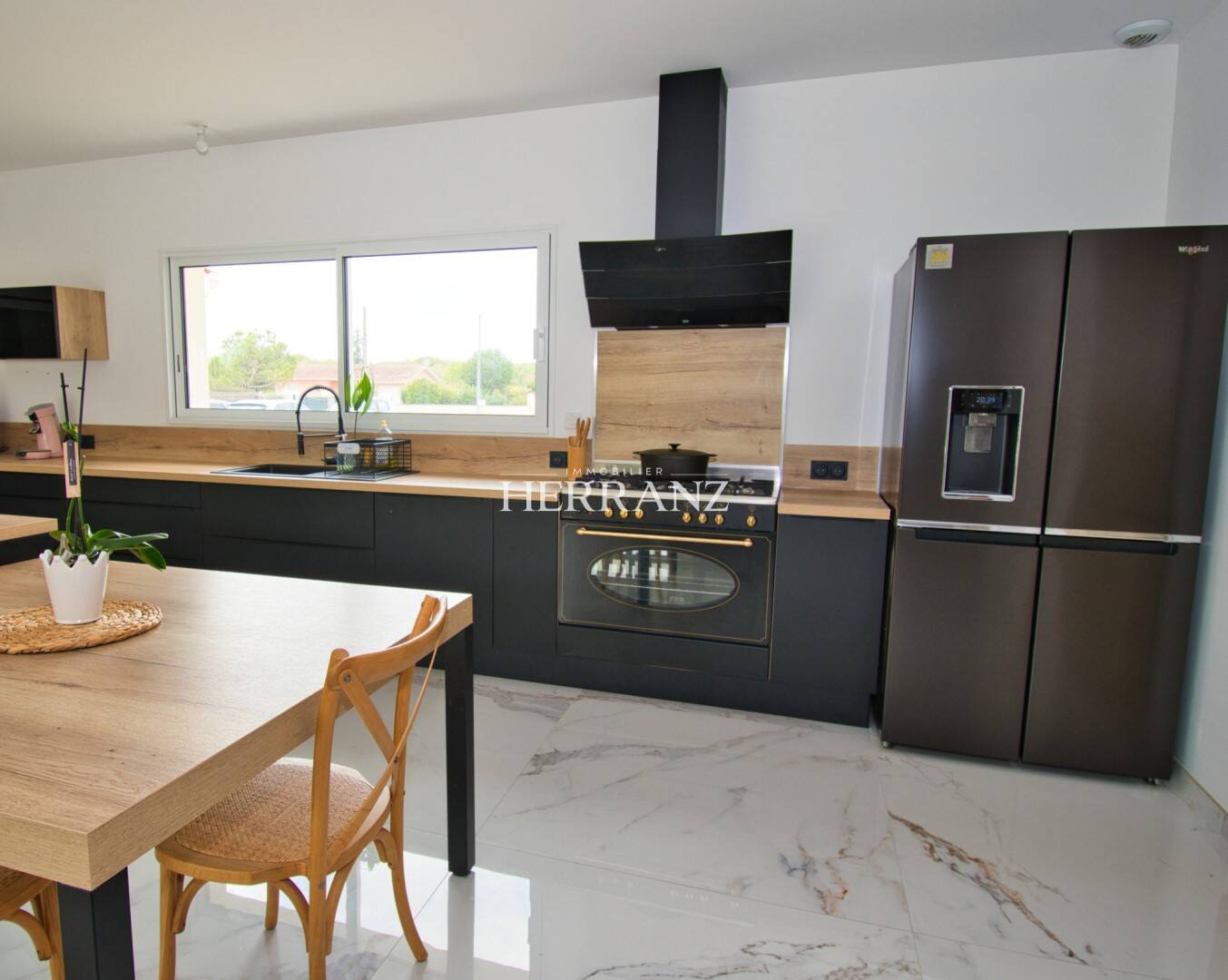 Maison à vendre, 139m², PORCHERES