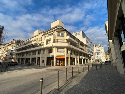 Appartement à louer 1 396 € 4 pièces 3 chambres 106,1 m² 3ème étage Chambéry 73000