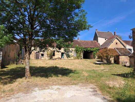 Maison à vendre 89 000 € 3 pièces 1 chambre 100 m² 2 882 m² de terrain Coulours 89320