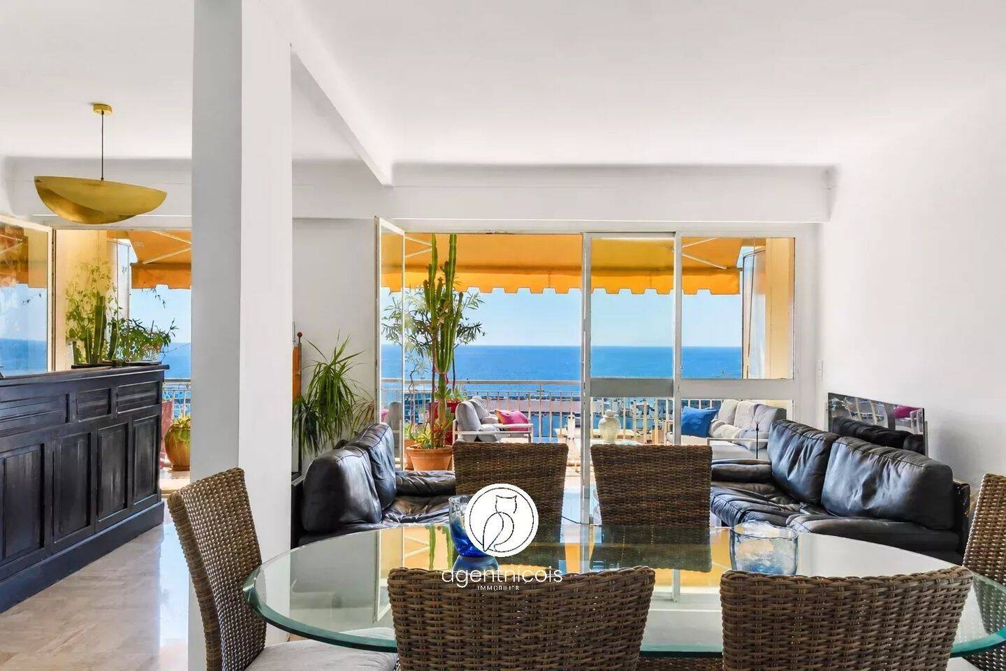 NICE // FABRON : 2 / 3 PIÈCES / TERRASSE / VUE MER / GARAGE — 2