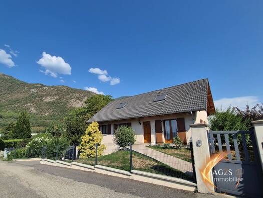 Maison à vendre 569 000 € 5 pièces 4 chambres 182 m² Challes-les-Eaux 73190