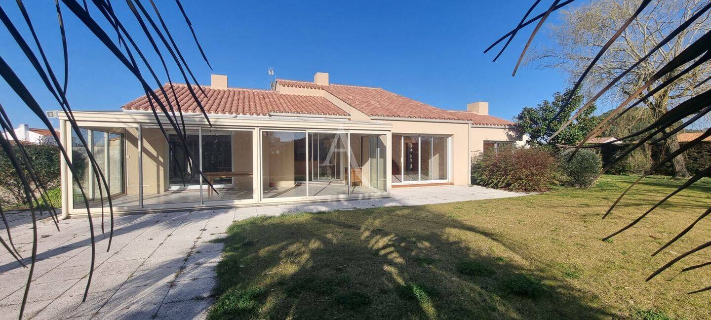 Maison à vendre, 200m², NOTRE DAME DE RIEZ