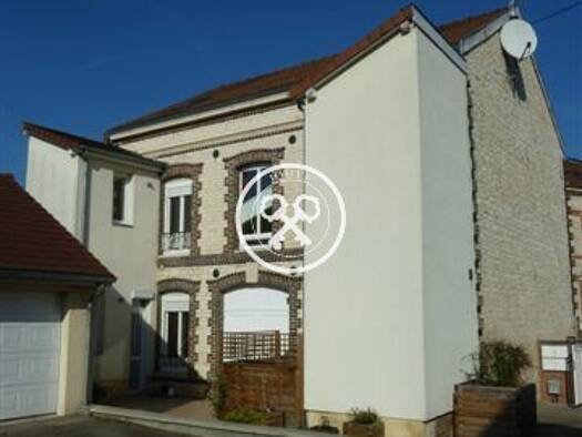 Appartement à louer 600 € 2 pièces 1 chambre 40,9 m² RDC/2 Sainte-Savine 10300