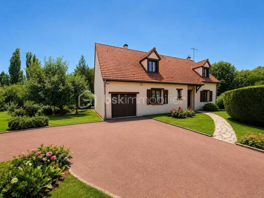 Maison à vendre 364 000 € 6 pièces 4 chambres 143 m² 1 700 m² de terrain Ablis 78660