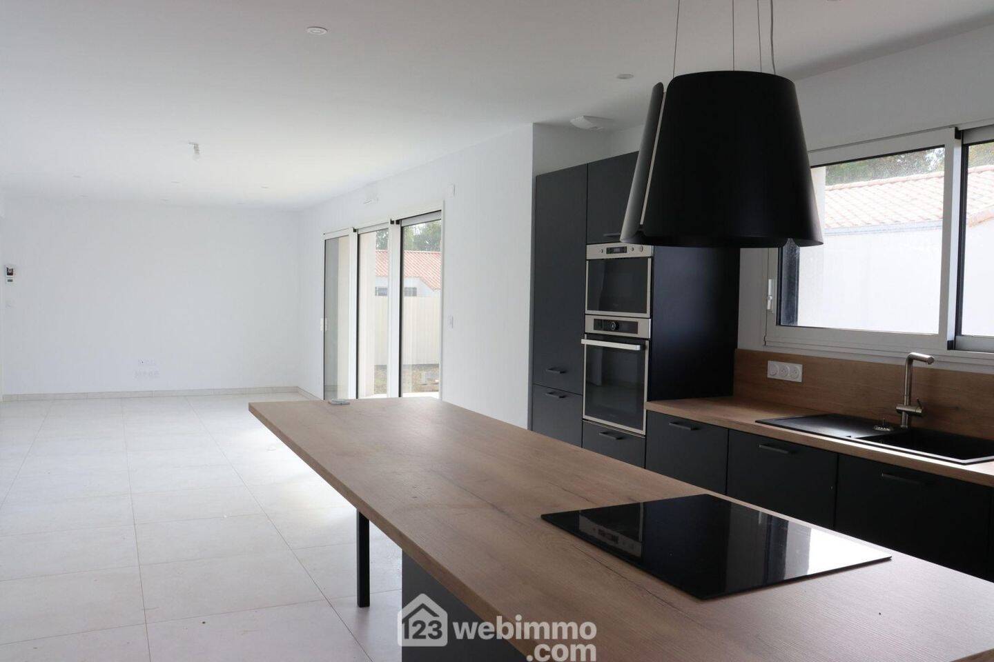 Maison à vendre, 111m², SAINT HILAIRE LA FORET
