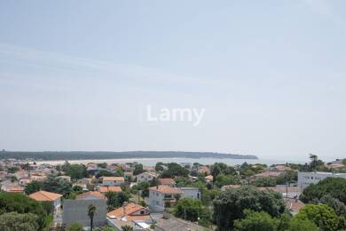 Appartement à vendre 148 000 € 31,7 m² 5ème étage Nord Est Vallieres St Georges de Didonne 17110