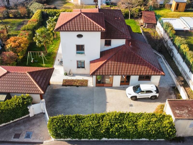 Maison à vendre, 221m², SAINT ISMIER