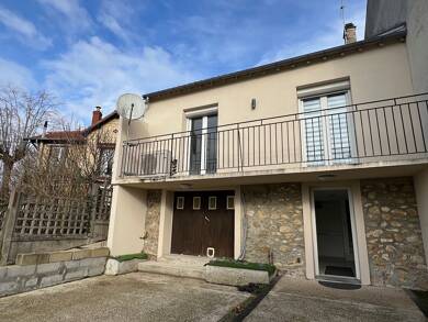 Maison à vendre 279 000 € 5 pièces 3 chambres 75 m² 274 m² de terrain Meriel 95630