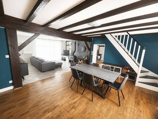 Maison à vendre 289 000 € 13 pièces 7 chambres 213 m² 639 m² de terrain Champdôtre 21130