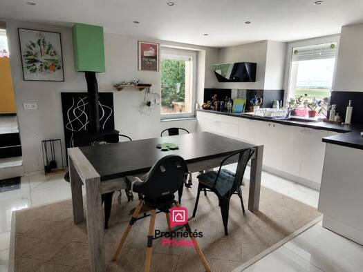 Maison à vendre 295 000 € 6 pièces 4 chambres 140 m² 483 m² de terrain Vigny 57420