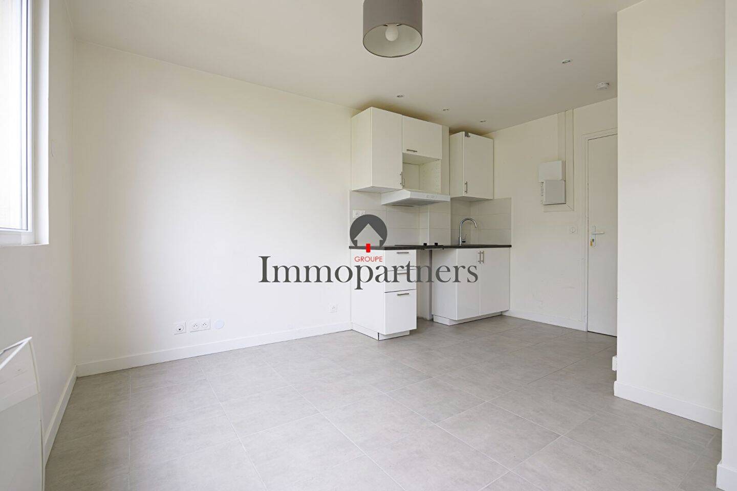 Maison à louer, 16m², SAINT MAUR DES FOSSES
