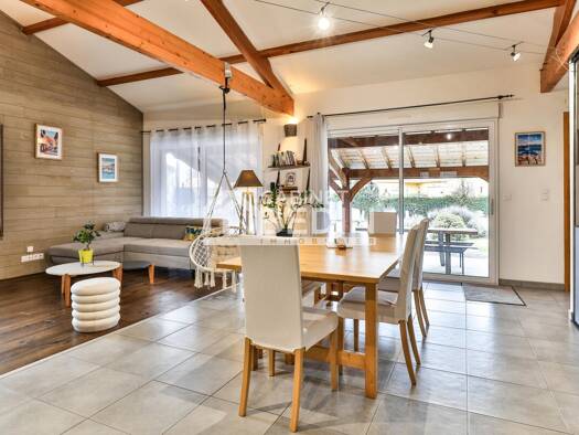 Maison de plain-pied à vendre 349 100 € 4 pièces 3 chambres 114 m² 883 m² de terrain Saint-Paul-en-Born 40200