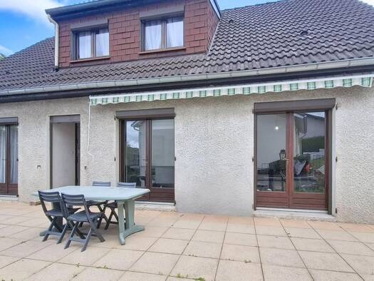 Maison à vendre 195 000 € 6 pièces 4 chambres 117 m² 640 m² de terrain Peripherie La Ricamarie 42150