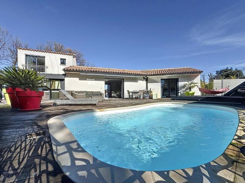 Maison à vendre, 143m², POURCIEUX